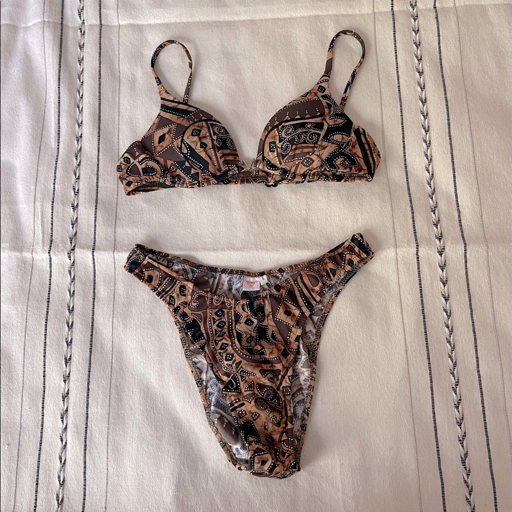 Rare vintage Venus 80s Batik high-cut & push-up bikini, Sz M.
